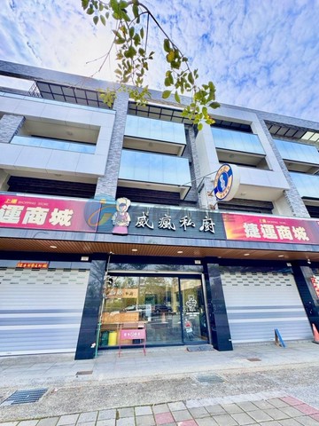 大寮捷運站｜首排.臨20多米路.百萬裝潢雙車店住｜高雄市大寮區捷西路