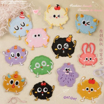 ⚡台灣出貨⚡卡通新繡花布貼 動物刺繡貼 自黏 衣物補丁貼 修補貼 patch服裝輔料配飾布標布貼 DIY裝飾貼 補破洞