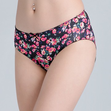 雛菊遠紅外線抑菌基本中腰內褲(經典黑 女M-2XL)