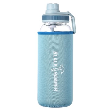 BLACK HAMMER 耐熱玻璃水瓶 附潛水布材質布套 彈出式吸管  粉藍色  1L  1個