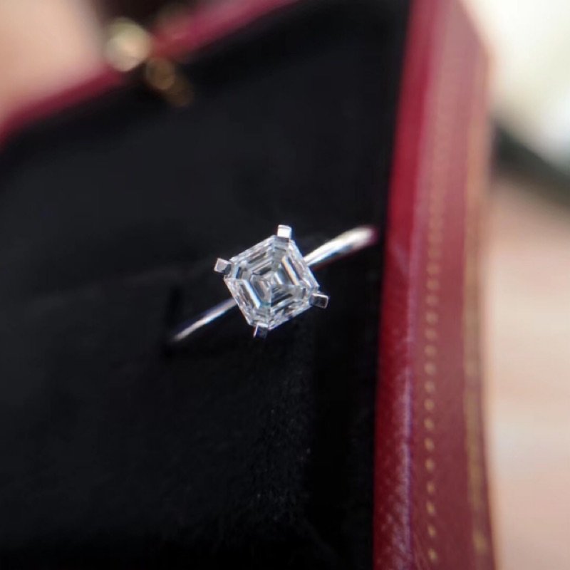 璽朵珠寶 18k金1克拉gia 方鑽戒指 阿斯加微鑲工藝潮流設計鑽石權威婚戒第一品牌gia 舊 蝦皮商城 Line購物