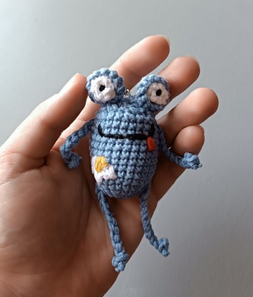 可愛青蛙藍色鉤針鑰匙圈手工鑰匙包