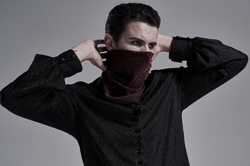 哥德西域刺客龍鱗圍巾面罩 - 紅 / 黑