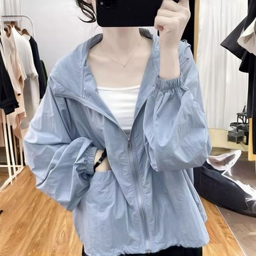 【🍒櫻桃大尺碼】大尺碼襯衫 開衫防曬衣女款夏季2024新款薄款時尚防曬服連帽沖鋒衣休閑外套潮