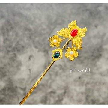 [Hi rosé!] 現貨、實拍、超美！復原款花絲鑲嵌金色鑲珠寶蜂花金簪輕奢華麗宮廷古風漢服 久不掉色鍍金越南砂金項鍊