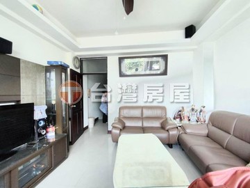 獨家 南屯嶺東正忠勇路輕屋齡多套房透天店面｜台中市南屯區忠勇路