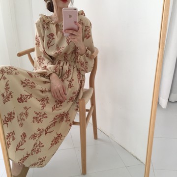 秋裝女裝百搭荷葉邊碎花長袖中長款連衣裙女溫柔顯瘦雪紡長裙1入