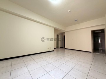 賴賴∞中壢華勛春虹三房平面車位｜桃園市中壢區華美一路