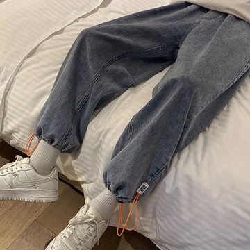 【Chan's】💘 牛仔褲男寬鬆束腳ins潮牌潮流情侶休閒褲春秋黑色淺色九分褲子男