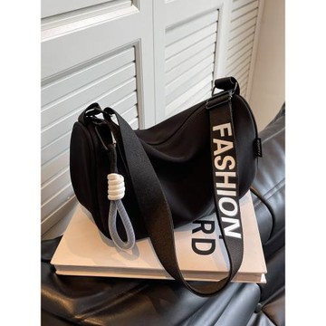 休閑大容量尼龍帆布包包女2025新款時尚單肩包百搭寬帶斜挎枕頭包