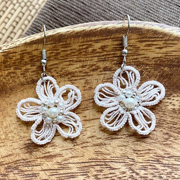 人手編可愛花花耳環