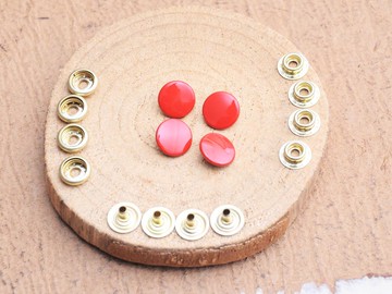 小跳豆系列 -12.5mm釦面四合釦 紅色 ROSSO(4入組) 皮革配件 DIY