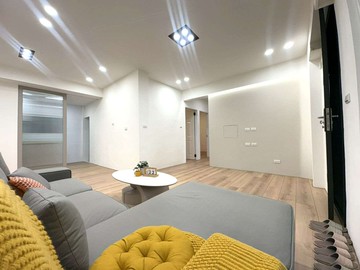 文山特區｜赤山麥當勞｜公寓一樓自有車庫好停車｜高雄市鳳山區建國路三段