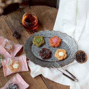 【狸小路】山茶家-大花綜合餅乾禮盒（原味/莓果/可可/抹茶）