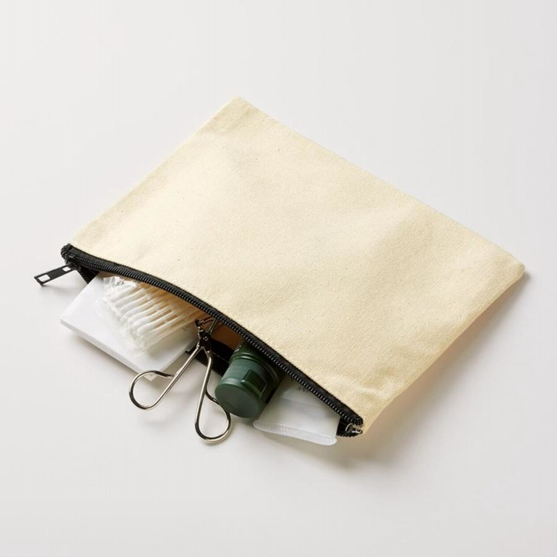 【関税負担なし】MAX MARA MMTROUSSE スモールポーチ 関税負担なし】MAX MARA MMTROUSSE エクストラスモールポーチ
