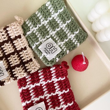 方形圖案的緞帶會讓人上癮。