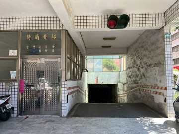 ✨小李好家✨桂林國小旁陽台進出優質三房+平車｜高雄市小港區桂州街