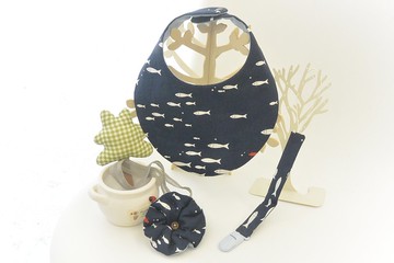 Fish- 口水巾 圍兜  寶寶髮帶 奶嘴鍊