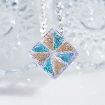 12月誕生石玻璃項鍊 (丹泉石色) 可改擴香 接單製作