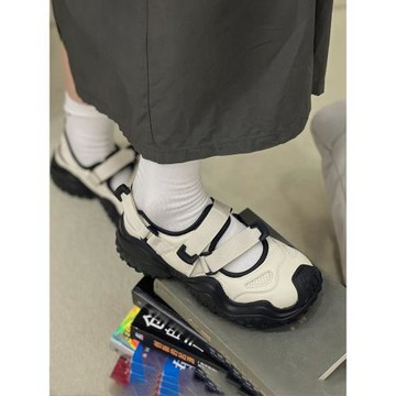 香港真皮休閑一腳蹬休閑鞋女2026春秋新款登山透氣厚底大頭老爹鞋