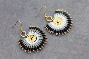 Macrame耳環掉落角雀孔雀單調