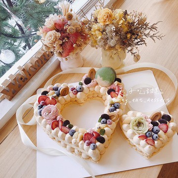 鮮奶油簍空蛋糕