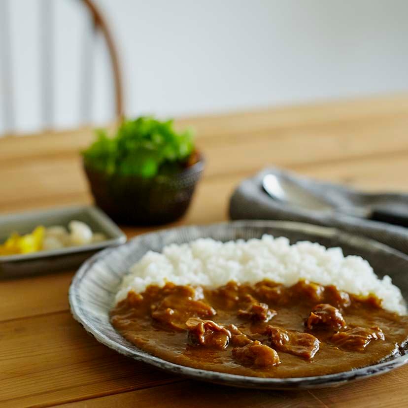 にしき食品 牛すじカレー 180g