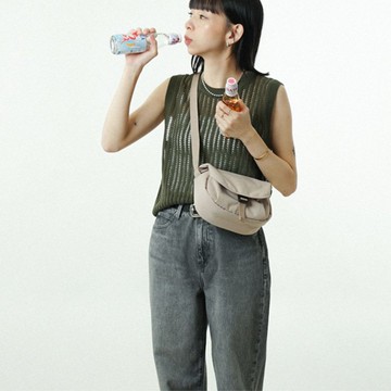 VENUS 小型輕巧相機包 (霧卡其)