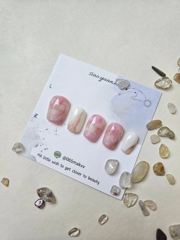 手工穿戴甲 /  銀河 - 櫻花季  /   圖甲型為短梯