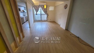 櫻花捷運邊間三房採光樹梢戶｜台中市西屯區弘孝路