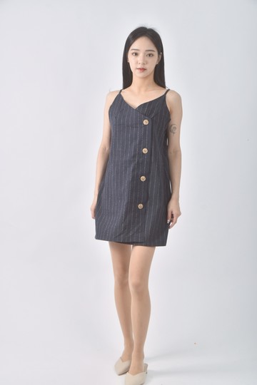 (S) veve韓牌細肩帶排扣藍色洋裝