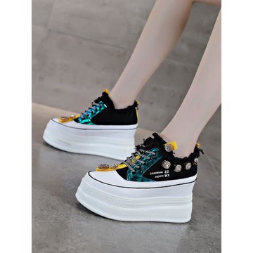 震地王女鞋厚底內增高顯瘦高跟鞋網紅水鉆超火2021秋小白休閑板鞋