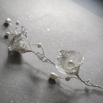 Helyn - 手作新娘髮飾 海芋 馬蹄蘭 淡水珍珠 鍍銀 施華洛水晶