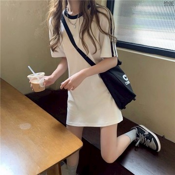 ZUCA”S - 韓版小個子顯瘦休閒中長款連衣裙 洋裝 套裝 連身裙 短袖上衣 短袖T恤 - S-209