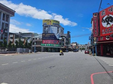 吉安分局商業區(商二)三面路三角窗店住｜花蓮縣吉安鄉中正路一段