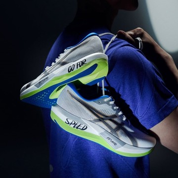 ASICS 慢跑鞋 MAGIC SPEED 5 灰白綠 炭粄 輕量跑鞋 男 1013A191100