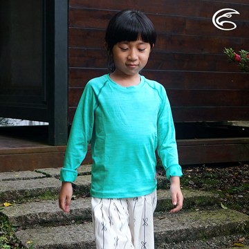 ADISI 童圓領雲彩紗透氣快乾保暖上衣AL2221053 (120-160) 藍知更鳥｜內裡磨毛 輕量 排汗 速乾 彈性 機能衣