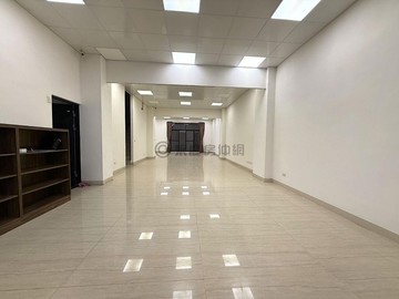 八德一路邊間大面寬適診所電梯透店｜高雄市仁武區八德一路