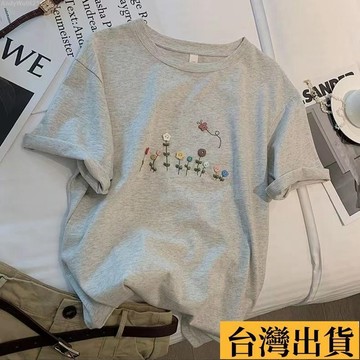 🌈台倉出庫🌈 灰色短袖inst恤女夏新款韓版寬鬆休閒洋氣清新印花純棉體恤衫上衣