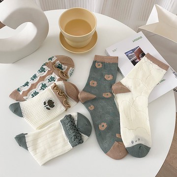 女士薄款中筒襪 夏季可愛花朵襪子 簡約ins風格女襪