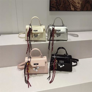 跨境爆款凱莉包包女2024新款高級感手提小方包時尚網紅單間斜挎包