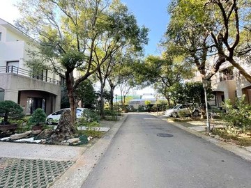 心中日月孝親別墅｜台中市新社區井新街