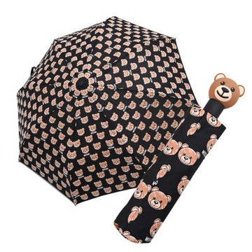 MOSCHINO 滿版插畫小熊圖案熊頭握把自動摺疊晴雨傘(黑)