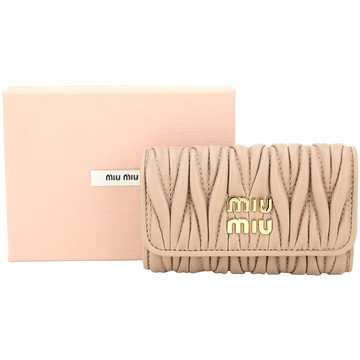 miu miu Matelasse 皺褶納帕羊皮鑰匙包(裸粉色)