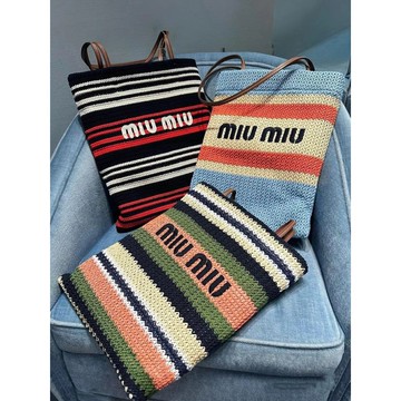 【草編包👜高品質】海邊度假草編包繆家撞色沙灘草編包 橫款託特包 單肩斜跨大容量 購物袋休閒女包 旅行通懃包