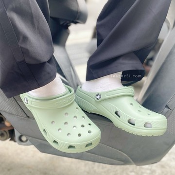 CROCS CLASSIC CLOG 森林綠 經典洞洞鞋 懶人鞋 拖鞋 男鞋