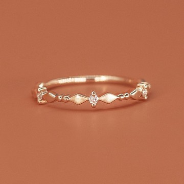18K金菱形點點戒指 Rhombus Dot Diamond Ring