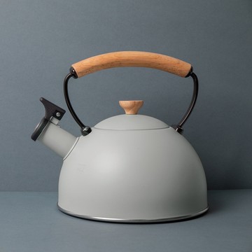 《La Cafetiere》木柄不鏽鋼笛音壺-米灰1.6L-- 煮水壺 燒水壺