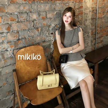美木子｜預購｜格紋無袖襯衫＋緞面魚尾裙套裝【1338#】法式復古A字半身裙 設計感兩件套