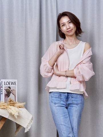 防曬也要好看｜絲棉外套讓穿搭升級 (不含內搭)